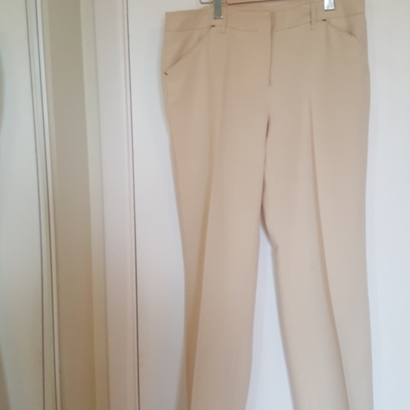 Nygard petite size 10 cream color dressy suit set - Picture 3 of 10